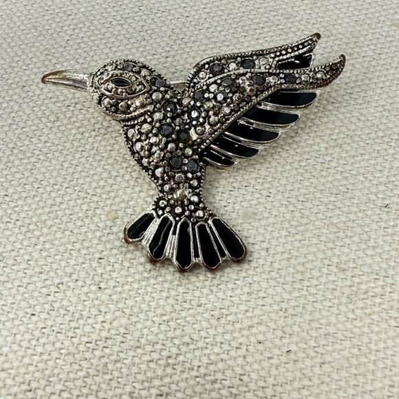 Hummingbird Figural Brooch Pin Marcasite Black Enamel Silver Tone Metal - Picture 1 of 7